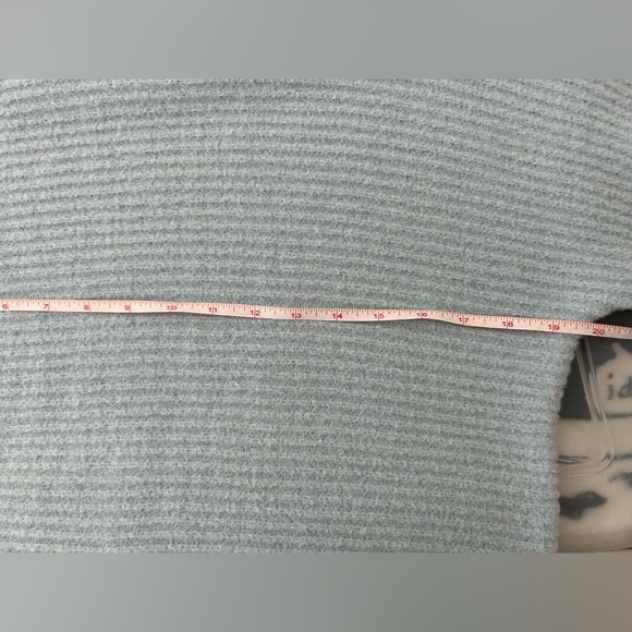 Rachel Zoe Blue Mock Neck Sweater with Ribbed Knit - Size Medium might fit Sz L - Picture 9 of 9